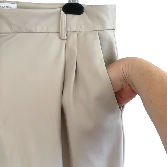 House of Harlow 1960 High Rise Cream Vegan Leather Wide Straight Leg Pants Sz 12 - Picture 3 of 11